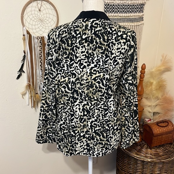Cheetah Print lightweight Blazer by Mossimo Jacket/ Size Medium - Picture 5 of 8
